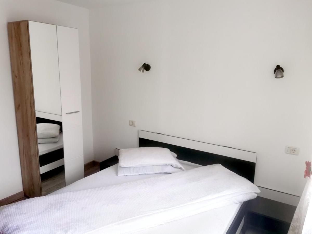 Casa Lidia Hotell Rîu de Mori Eksteriør bilde