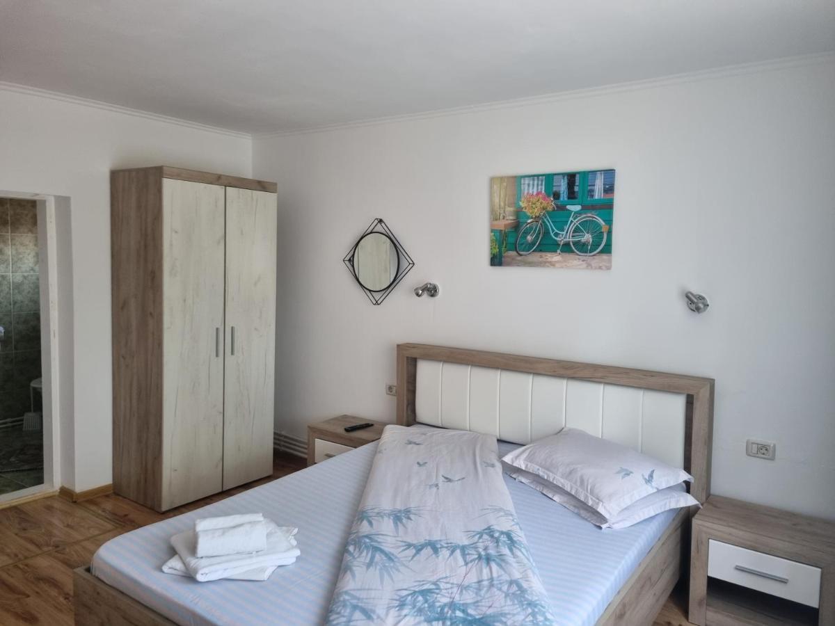 Casa Lidia Hotell Rîu de Mori Eksteriør bilde